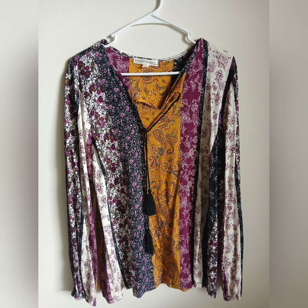 Farmers Market Tassle Tie Long Sleeve Size Large
